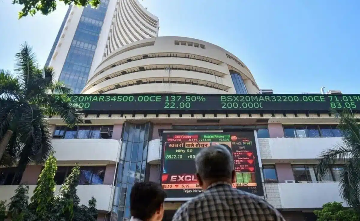 Bank Stocks Rise 8% in December Quarter, Beating Sensex Performance