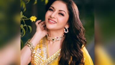 Bhagyashree Shares Inspiring Message on Ignoring Negativity and Embracing Self-Growth on Social Media