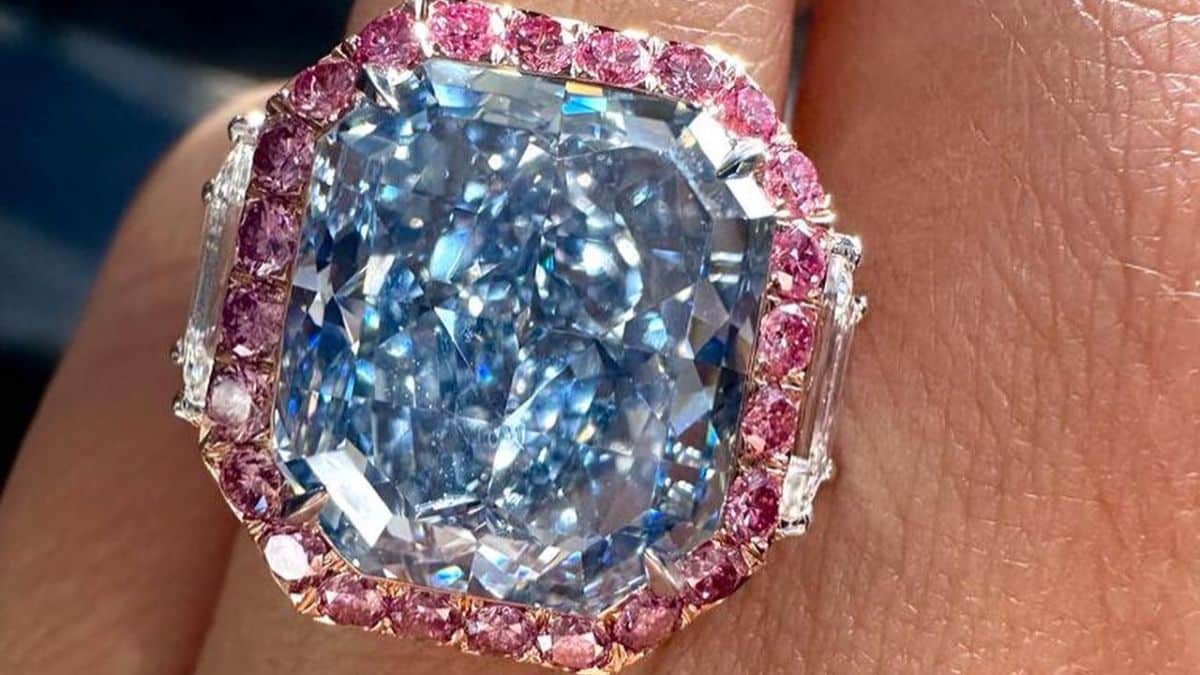 Coloured Diamonds in High Demand as Wealthy Buyers Seek Pink and Blue Stones