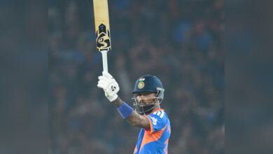 Hardik Pandya hits five sixes in an over to achieve his first Vijay Hazare Trophy century