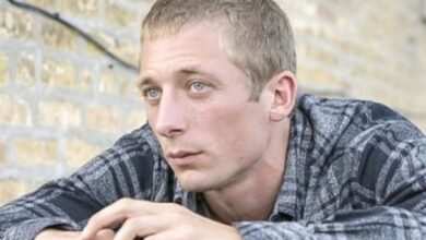 Jeremy Allen White Admits Terrifying Pressure of Playing Bruce Springsteen in New Biopic