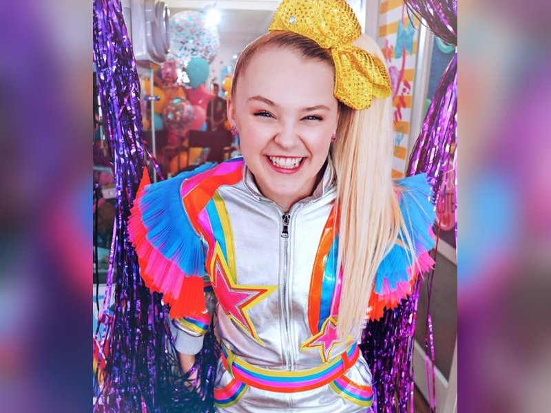 JoJo Siwa Renames Herself Joelle as She Unveils Exciting Plans for 2026 on TikTok