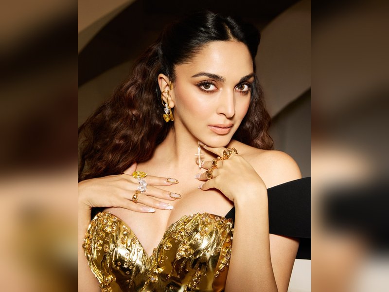 Kiara Advani’s Mom Shares Heartfelt Note as She Returns to Work After Motherhood Break