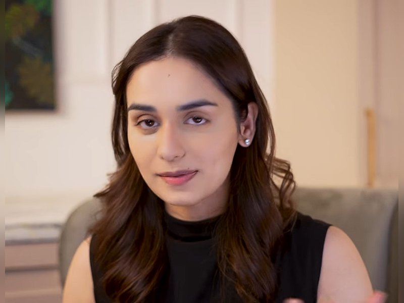 Miss World 2017 Manushi Chhillar helped Miss South Africa Adè van Heerden before finals chaos.