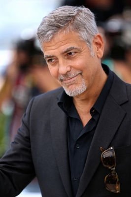 Paul McCartney surprises George Clooney with heartfelt birthday performance of ‘When I’m Sixty-Four’