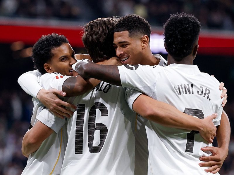 Real Madrid stays strong while Atletico falters in La Liga title race Real Madrid stays strong while Atletico falters in La Liga title race