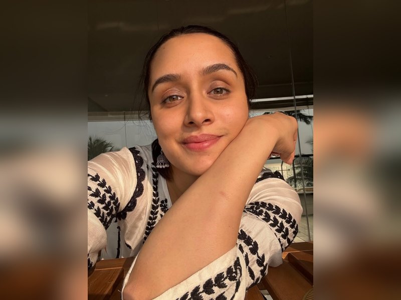 Shraddha Kapoor shares radiant sun-kissed selfies, playfully blocking sunlight haters on social media.