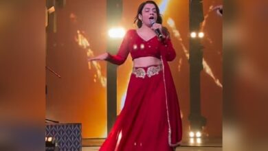 Singer Jasmine Sandlas shares her pre-show nerves and love for live performances before hitting the stage.