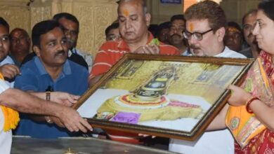 Smriti Irani Shares Glimpses of Her Devotional Visits to Somnath Temple with Husband Zubin Irani