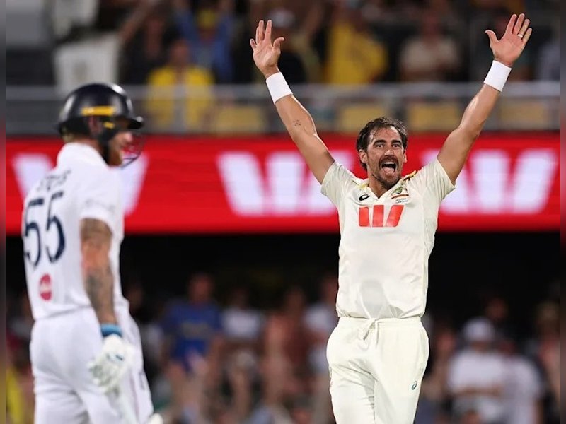 Starc matches Herath’s record for most Test wickets by a left-arm pacer