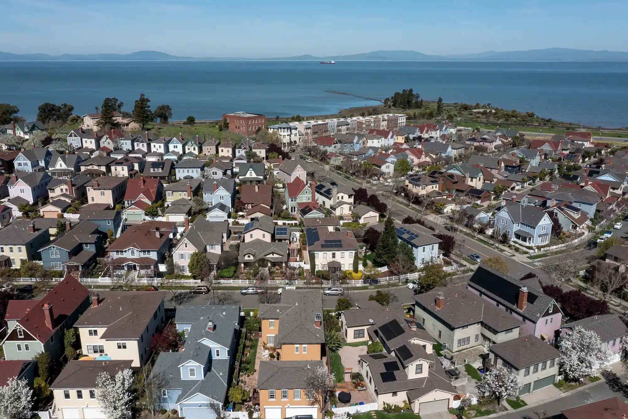 US Mortgage Rates Climb to 6.16% for 30-Year Home Loans as Housing Demand Remains Cautious