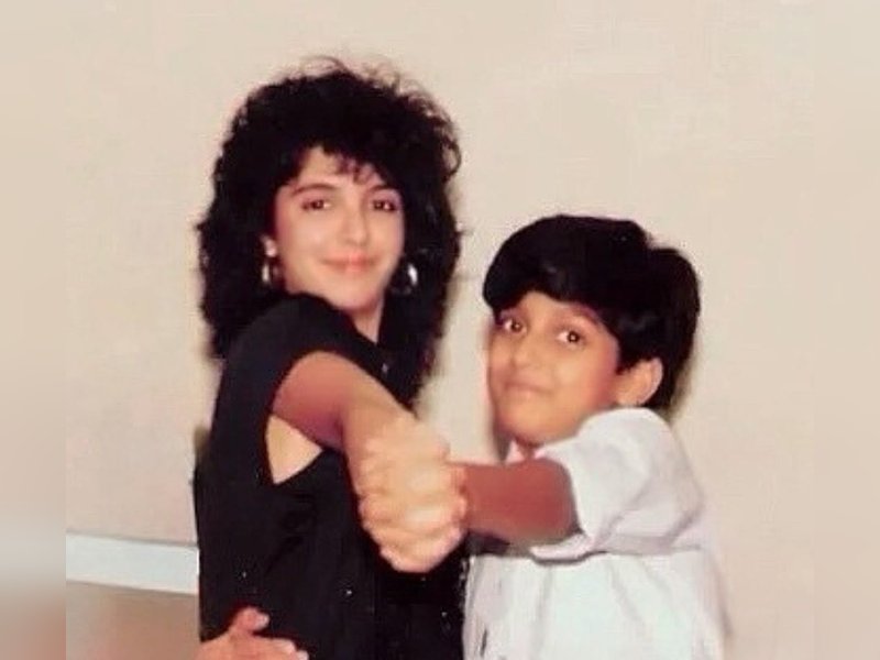 Zoya Akhtar Celebrates Cousins Farah and Farhan Akhtar’s Birthdays with Heartfelt Messages on Instagram